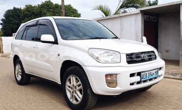 Nunua Ilio tumika Toyota RAV4 Nyeupe Gari ndani ya Maputo nchini Maputo Nunua Ilio tumika Toyota RAV4 Nyeupe Gari ndani ya Maputo nchini Maputo