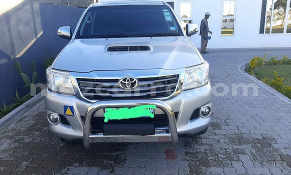 Comprar Usado Toyota Hilux Prata Carro em Maputo em Maputo Comprar Usado Toyota Hilux Prata Carro em Maputo em Maputo