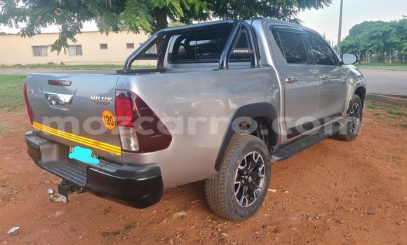 Tenga Tsaru Toyota Hilux Zvimwe Mota in Maputo in Maputo Tenga Tsaru Toyota Hilux Zvimwe Mota in Maputo in Maputo