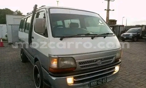 Nunua Ilio tumika Toyota Hiace Nyeupe Gari ndani ya Maputo nchini Maputo Nunua Ilio tumika Toyota Hiace Nyeupe Gari ndani ya Maputo nchini Maputo