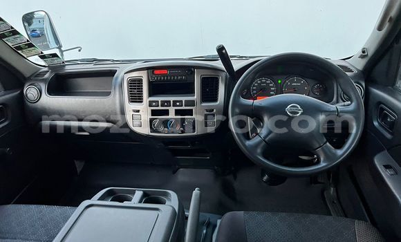 Buy Used Nissan Caravan White Car in Maputo in Maputo Buy Used Nissan Caravan White Car in Maputo in Maputo