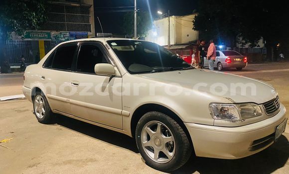 Nunua Ilio tumika Toyota Corolla Fedha Gari ndani ya Maputo nchini Maputo Nunua Ilio tumika Toyota Corolla Fedha Gari ndani ya Maputo nchini Maputo