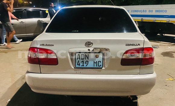 Nunua Ilio tumika Toyota Corolla Fedha Gari ndani ya Maputo nchini Maputo Nunua Ilio tumika Toyota Corolla Fedha Gari ndani ya Maputo nchini Maputo