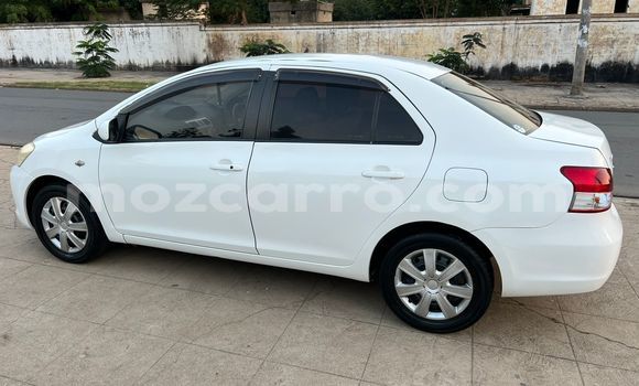 Comprar Usado Toyota Belta Branco Carro em Maputo em Maputo Comprar Usado Toyota Belta Branco Carro em Maputo em Maputo