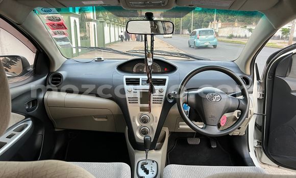 Comprar Usado Toyota Belta Branco Carro em Maputo em Maputo Comprar Usado Toyota Belta Branco Carro em Maputo em Maputo