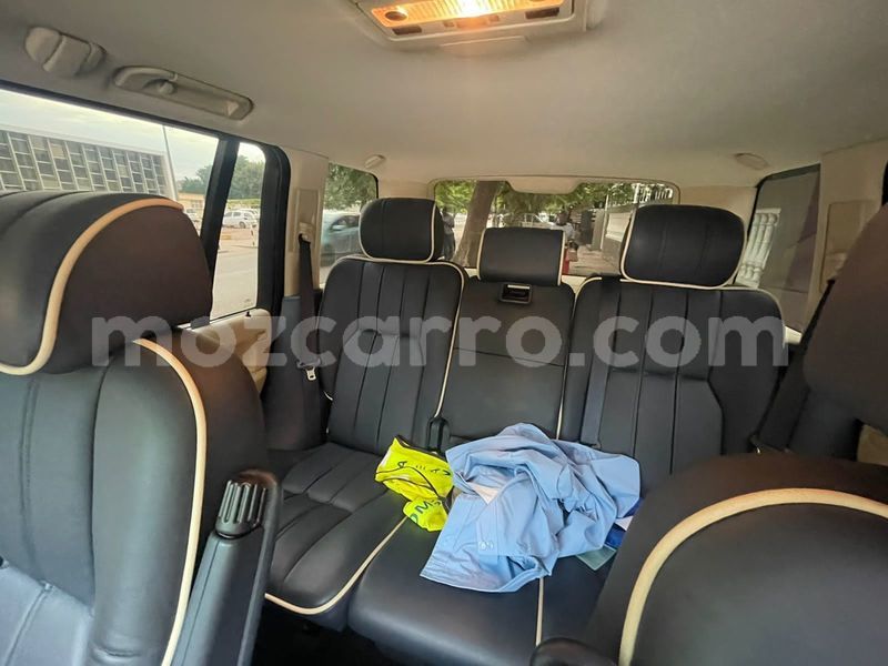 Big with watermark range rover range rover maputo maputo 15622