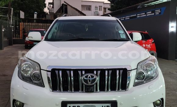 Nunua Ilio tumika Toyota Prado Nyeupe Gari ndani ya Maputo nchini Maputo Nunua Ilio tumika Toyota Prado Nyeupe Gari ndani ya Maputo nchini Maputo