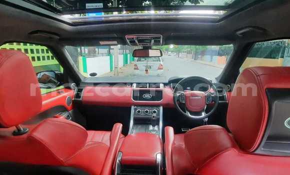 Nunua Ilio tumika Range Rover Range Rover Nyeusi Gari ndani ya Maputo nchini Maputo Nunua Ilio tumika Range Rover Range Rover Nyeusi Gari ndani ya Maputo nchini Maputo