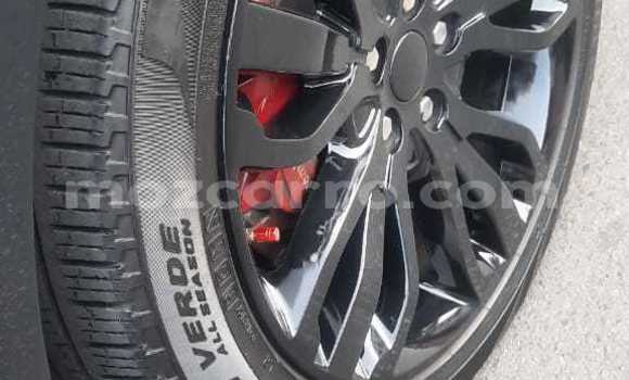 Nunua Ilio tumika Range Rover Range Rover Nyeusi Gari ndani ya Maputo nchini Maputo Nunua Ilio tumika Range Rover Range Rover Nyeusi Gari ndani ya Maputo nchini Maputo