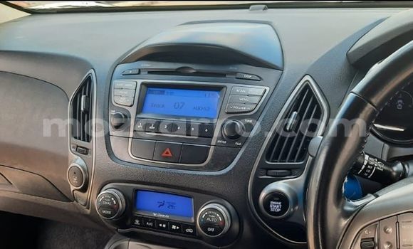 Comprar Usado Hyundai ix35 Azul Carro em Maputo em Maputo Comprar Usado Hyundai ix35 Azul Carro em Maputo em Maputo