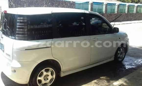 Buy Used Toyota Sienta White Car in Maputo in Maputo Buy Used Toyota Sienta White Car in Maputo in Maputo