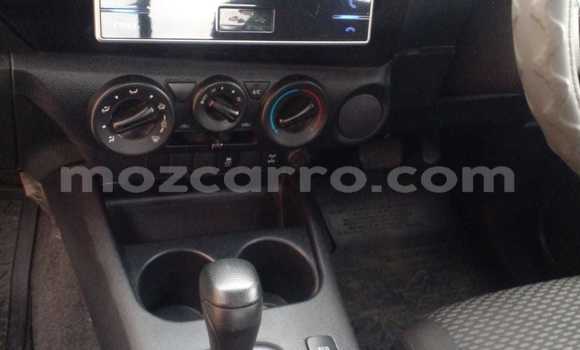 Comprar Usado Toyota Hiluxe Revo Branco Carro em Maputo em Maputo Comprar Usado Toyota Hiluxe Revo Branco Carro em Maputo em Maputo