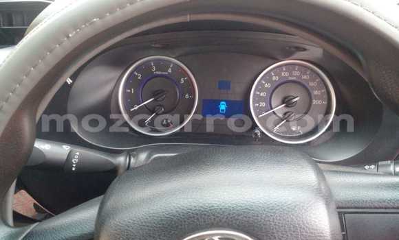 Comprar Usado Toyota Hiluxe Revo Branco Carro em Maputo em Maputo Comprar Usado Toyota Hiluxe Revo Branco Carro em Maputo em Maputo