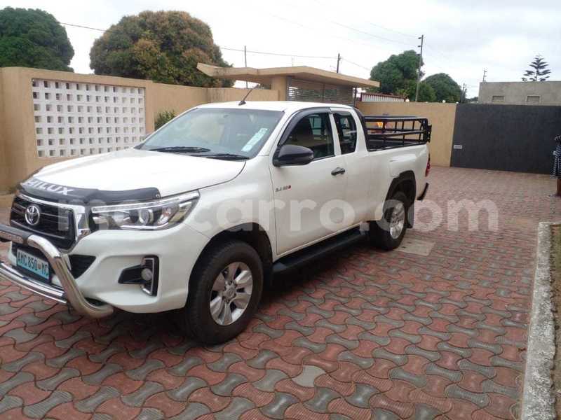 Big with watermark toyota hiluxe revo maputo maputo 15642