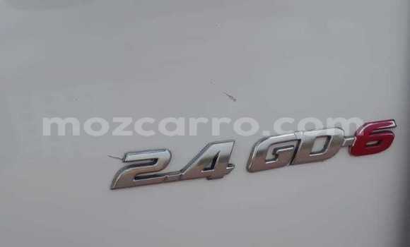 Comprar Usado Toyota Hiluxe Revo Branco Carro em Maputo em Maputo Comprar Usado Toyota Hiluxe Revo Branco Carro em Maputo em Maputo