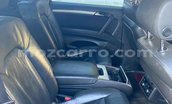 Nunua Ilio tumika Audi Q7 Kijani Gari ndani ya Maputo nchini Maputo Nunua Ilio tumika Audi Q7 Kijani Gari ndani ya Maputo nchini Maputo