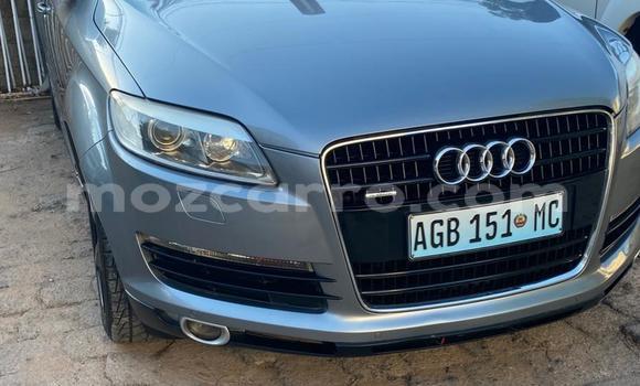 Nunua Ilio tumika Audi Q7 Kijani Gari ndani ya Maputo nchini Maputo Nunua Ilio tumika Audi Q7 Kijani Gari ndani ya Maputo nchini Maputo