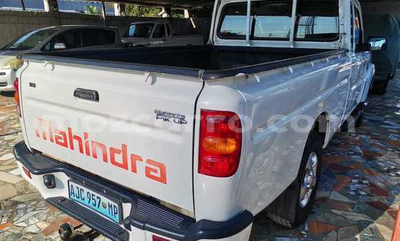 Buy Used Mahindra Marshal White Car in Maputo in Maputo Buy Used Mahindra Marshal White Car in Maputo in Maputo