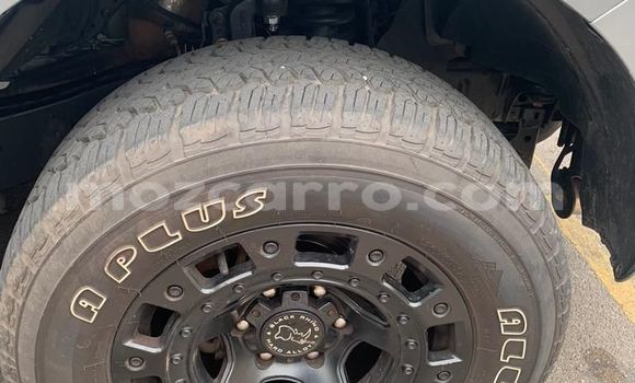 Comprar Usado Mazda BT-50 Azul Carro em Maputo em Maputo Comprar Usado Mazda BT-50 Azul Carro em Maputo em Maputo