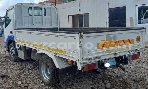 Tenga Tsaru Toyota Dyna Chena Mota in Maputo in Maputo Tenga Tsaru Toyota Dyna Chena Mota in Maputo in Maputo