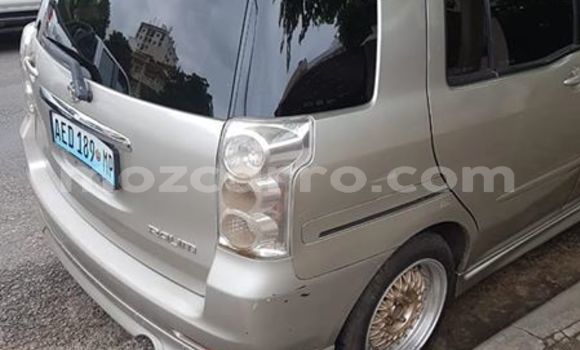 Nunua Ilio tumika Toyota Raum Fedha Gari ndani ya Maputo nchini Maputo Nunua Ilio tumika Toyota Raum Fedha Gari ndani ya Maputo nchini Maputo