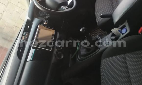 Buy Used Toyota Hiluxe Revo White Car in Maputo in Maputo Buy Used Toyota Hiluxe Revo White Car in Maputo in Maputo