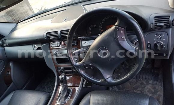 Nunua Ilio tumika Mercedes‒Benz C-Class Fedha Gari ndani ya Maputo nchini Maputo Nunua Ilio tumika Mercedes‒Benz C-Class Fedha Gari ndani ya Maputo nchini Maputo