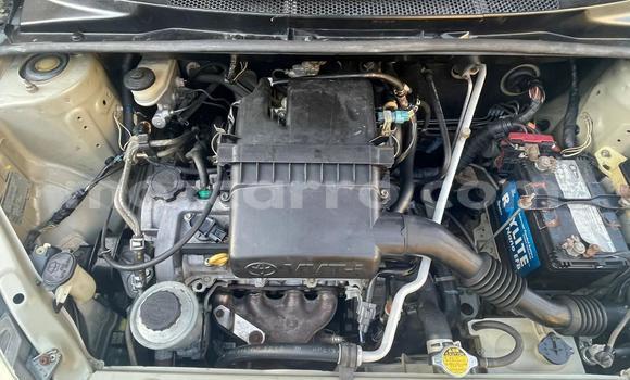 Comprar Usado Toyota Vitz Prata Carro em Maputo em Maputo Comprar Usado Toyota Vitz Prata Carro em Maputo em Maputo
