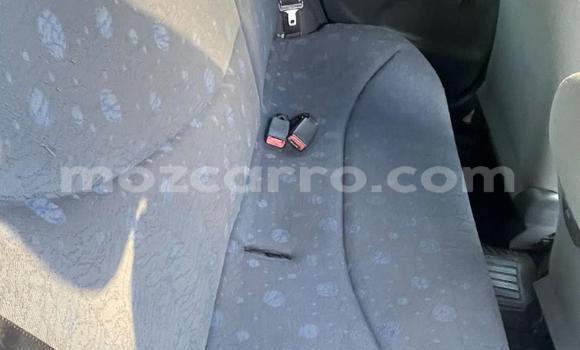 Comprar Usado Toyota Vitz Prata Carro em Maputo em Maputo Comprar Usado Toyota Vitz Prata Carro em Maputo em Maputo