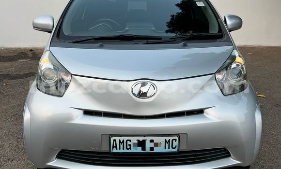 Nunua Ilio tumika Toyota iQ Fedha Gari ndani ya Marara nchini Tete