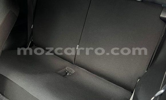 Nunua Ilio tumika Toyota iQ Fedha Gari ndani ya Marara nchini Tete Nunua Ilio tumika Toyota iQ Fedha Gari ndani ya Marara nchini Tete