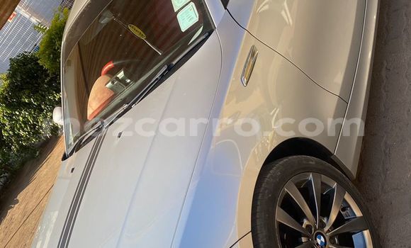 Tenga Tsaru BMW 1er Sirivha Mota in Maputo in Maputo Tenga Tsaru BMW 1er Sirivha Mota in Maputo in Maputo