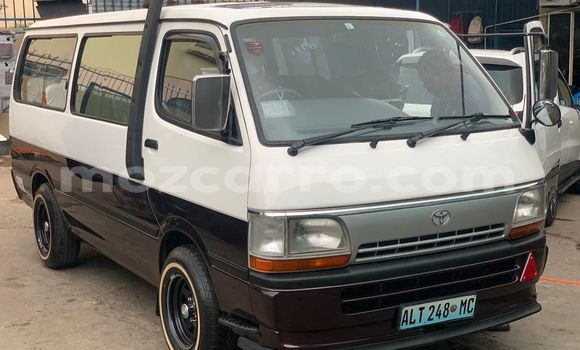 Nunua Ilio tumika Toyota Hiace Nyeupe Gari ndani ya Maputo nchini Maputo Nunua Ilio tumika Toyota Hiace Nyeupe Gari ndani ya Maputo nchini Maputo