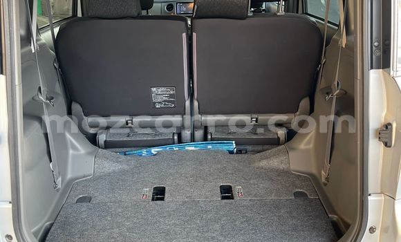 Nunua Ilio tumika Toyota Sienta Fedha Gari ndani ya Maputo nchini Maputo Nunua Ilio tumika Toyota Sienta Fedha Gari ndani ya Maputo nchini Maputo