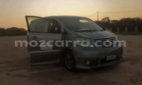Comprar Usado Toyota Alphard Prata Carro em Vilankulo em Inhambane Comprar Usado Toyota Alphard Prata Carro em Vilankulo em Inhambane