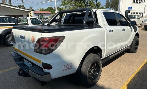 Buy Used Mazda BT-50 White Car in Maputo in Maputo Buy Used Mazda BT-50 White Car in Maputo in Maputo