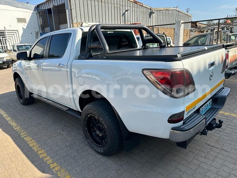 Big with watermark mazda bt 50 maputo maputo 15717