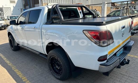 Buy Used Mazda BT-50 White Car in Maputo in Maputo Buy Used Mazda BT-50 White Car in Maputo in Maputo