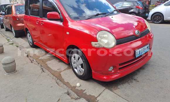 Nunua Ilio tumika Toyota Sienta Nyekundu Gari ndani ya Maputo nchini Maputo Nunua Ilio tumika Toyota Sienta Nyekundu Gari ndani ya Maputo nchini Maputo