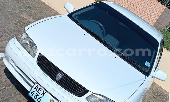 Comprar Usado Toyota Corolla Branco Carro em Maputo em Maputo