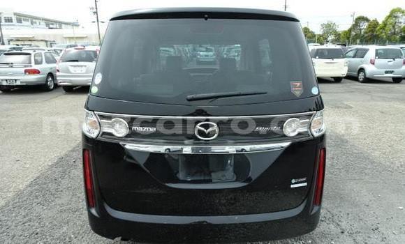 Nunua Ilio tumika Mazda Biante Nyeusi Gari ndani ya Maputo nchini Maputo Nunua Ilio tumika Mazda Biante Nyeusi Gari ndani ya Maputo nchini Maputo