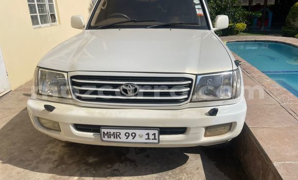 Tenga Tsaru Toyota Land Cruiser Prado Chena Mota in Maputo in Maputo Tenga Tsaru Toyota Land Cruiser Prado Chena Mota in Maputo in Maputo
