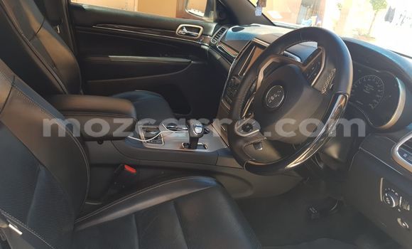 Buy Used Jeep Cherokee White Car in Maputo in Maputo Buy Used Jeep Cherokee White Car in Maputo in Maputo