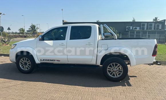 Buy Used Toyota Hilux White Car in Maputo in Maputo Buy Used Toyota Hilux White Car in Maputo in Maputo