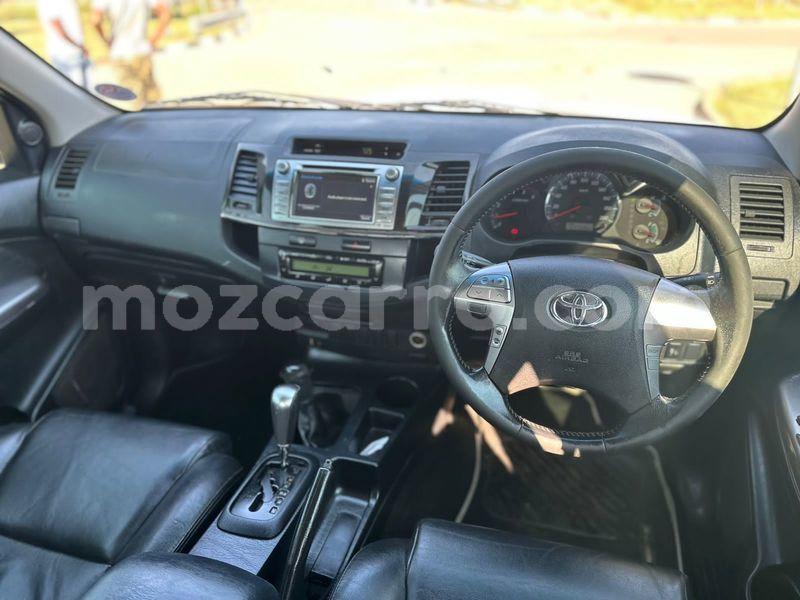 Big with watermark toyota hilux maputo maputo 15728