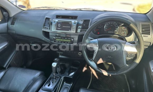 Buy Used Toyota Hilux White Car in Maputo in Maputo Buy Used Toyota Hilux White Car in Maputo in Maputo
