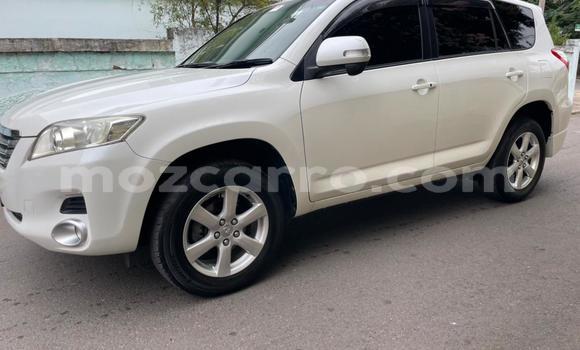Buy Used Toyota Vanguard White Car in Maputo in Maputo Buy Used Toyota Vanguard White Car in Maputo in Maputo