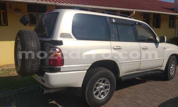 Tenga Tsaru Toyota Land Cruiser Prado Chena Mota in Maputo in Maputo Tenga Tsaru Toyota Land Cruiser Prado Chena Mota in Maputo in Maputo