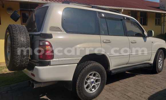 Tenga Tsaru Toyota Land Cruiser Prado Chena Mota in Maputo in Maputo Tenga Tsaru Toyota Land Cruiser Prado Chena Mota in Maputo in Maputo