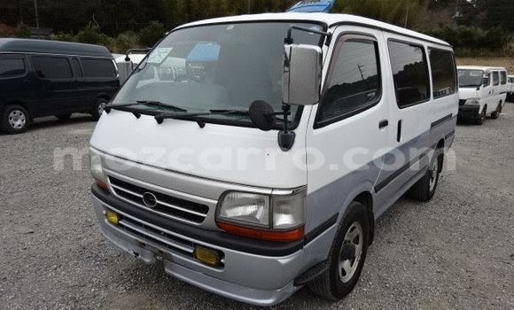 Tenga Tsaru Toyota Hiace Chena Mota in Maputo in Maputo Tenga Tsaru Toyota Hiace Chena Mota in Maputo in Maputo